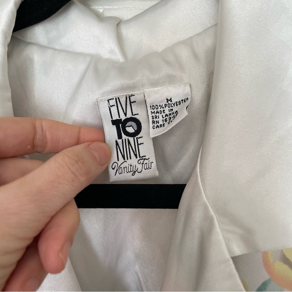 Vintage silky floral double breasted jumpsuit, Five to Nine Vanity Fair, size M - Picture 3 of 5